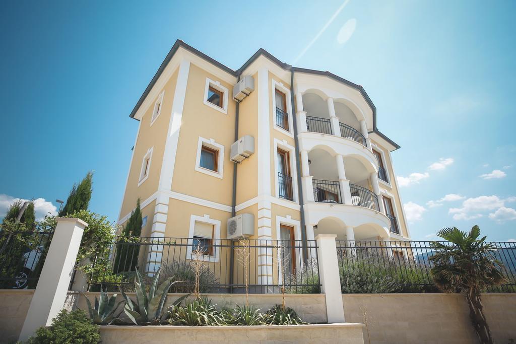 Apartments Poville Residence Povile Exterior foto
